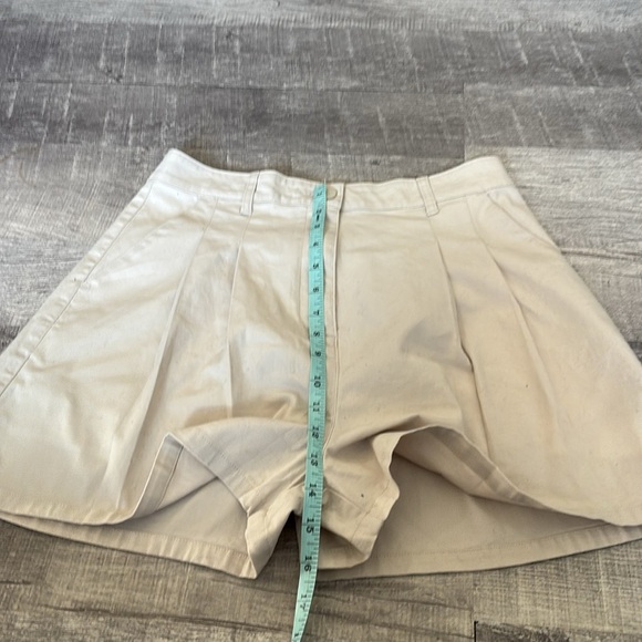 ASOS Pleated Shorts - Picture 6 of 7